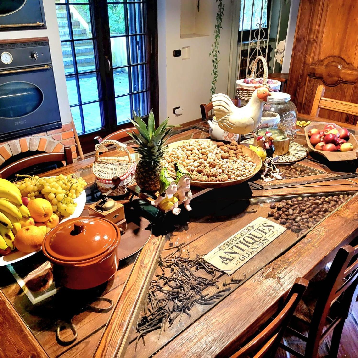 B&B Relais Cascina Al Campaccio Taino Экстерьер фото